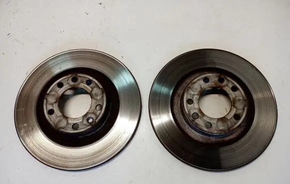 Peugeot 3008 II Rear brake disc 17547072372