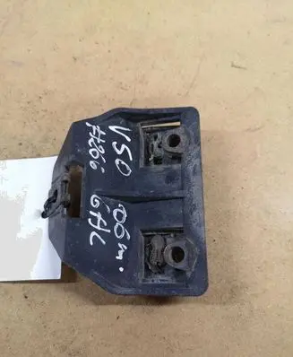 Volvo V50 Rear bumper mounting bracket 30676207