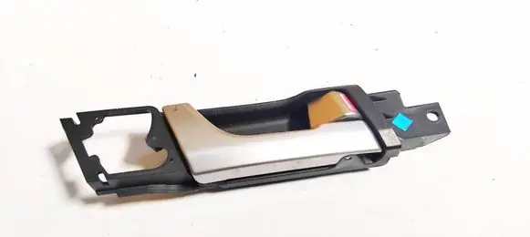 Rear door interior handle