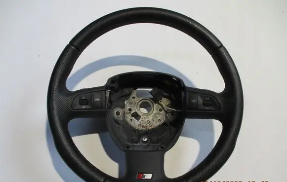 Audi A3 S3 A3 Sportback 8P Steering wheel 