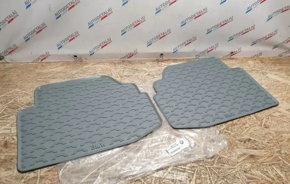 BMW 3 E92 E93 Rear floor mat 0413748 0427562