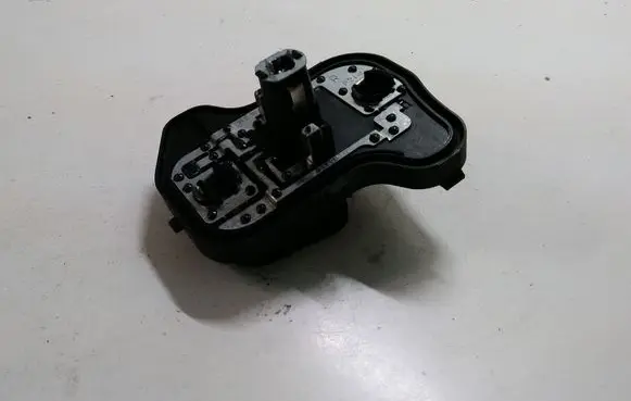 Volkswagen Golf V Tail light bulb cover holder 1K6945258