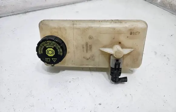 Opel Vivaro Brake fluid reservoir 32068199A