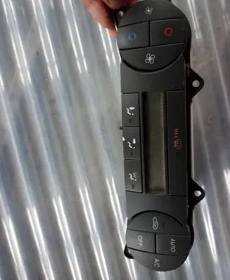 Ford Mondeo Mk III Climate control unit 3S7t18c612ah