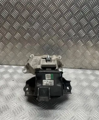 Hyundai Tucson TL Engine mount bracket 21830D3300 107250112 157006
