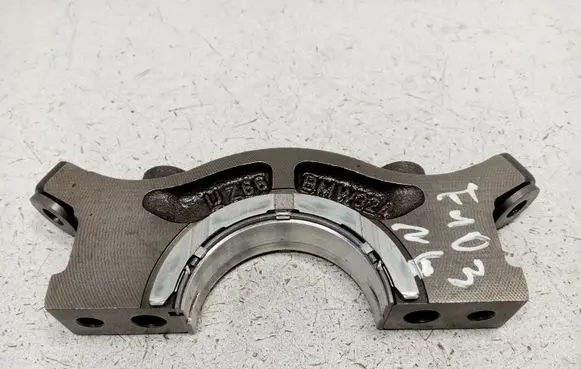 BMW 5 F10 F11 Crankshaft Holder 