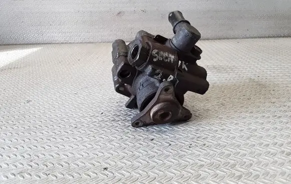 Renault Scenic I Power steering pump 7700846226