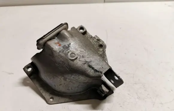 Audi Q5 SQ5 Engine mounting bracket 8K0399059H