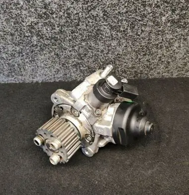 Volkswagen PASSAT CC Fuel injection high pressure pump 03L130755L