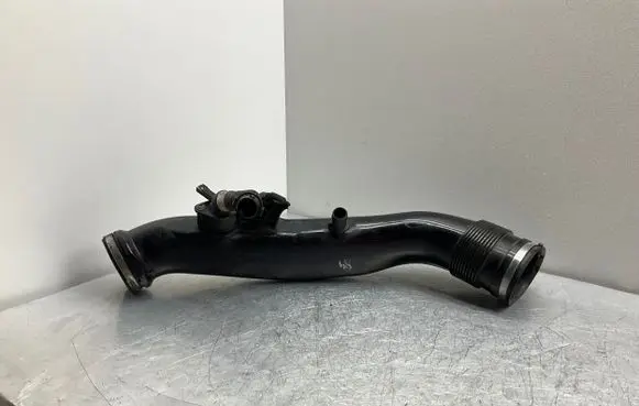 BMW X5 E70 Air intake hose/pipe 7583714