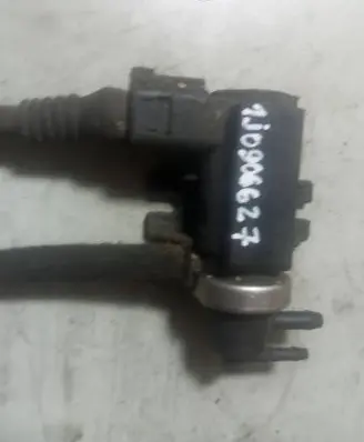 Skoda Octavia Mk1 (1U) Turbo solenoid valve 1J0906627