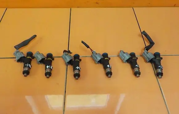 Nissan Murano Z50 Fuel injector 0280158042