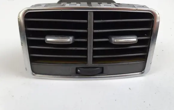 Audi A6 S6 C6 4F Rear air vent grill 4F0819203B