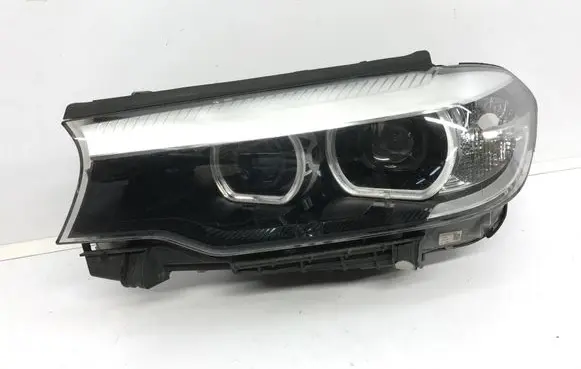 BMW 5 G30 G31 G38 Headlight/headlamp 8499111 10391010009 20180822
