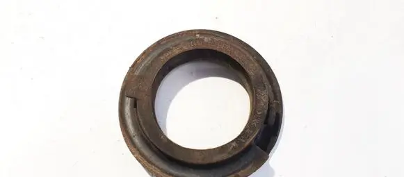 Volvo V70 Front coil spring rubber mount 6g915599baa 6g91-5599-baa