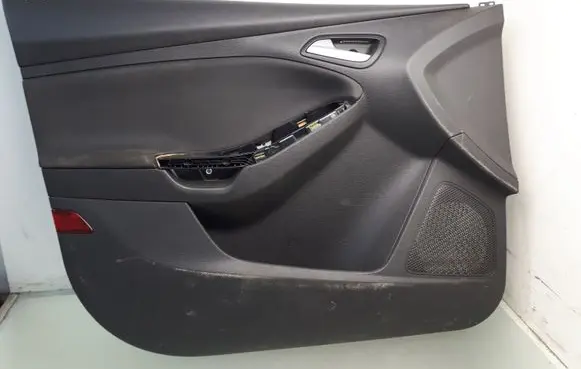 Front door card panel trim