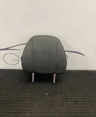 BMW 4 F32 F33 Rear seat headrest 