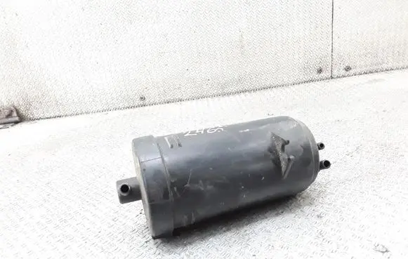 Active carbon filter fuel vapour canister