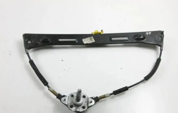 Fiat Panda 141 Front door manual window regulator 46803649