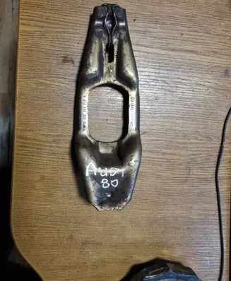 Audi 80 90 B3 Clutch release arm fork 012141719A