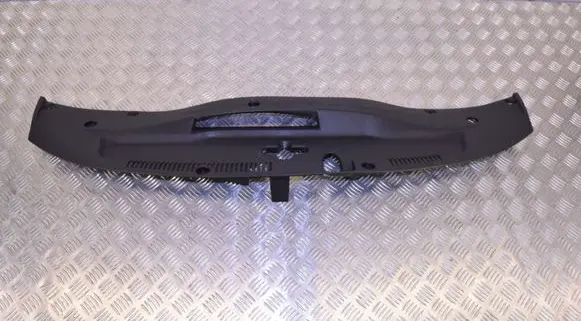 Engine bonnet/hood lock trim molding