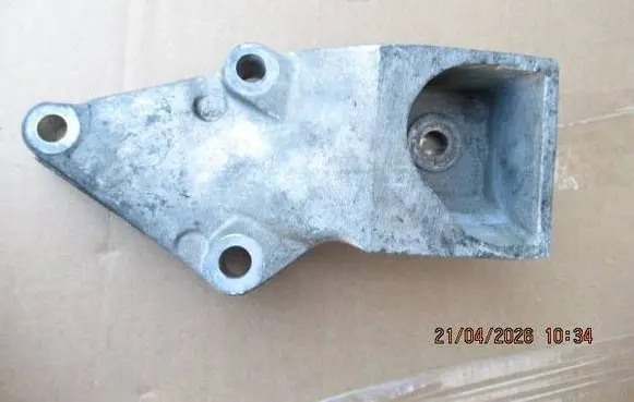 Peugeot 206 Engine mounting bracket E18601A 9624988880