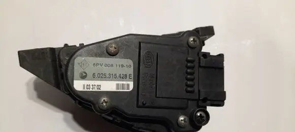 Renault Espace III Accelerator throttle pedal 6025315428