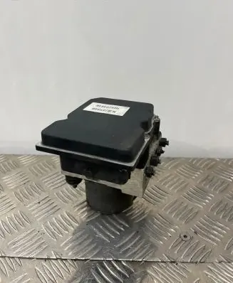 Audi A4 S4 B7 8E 8H ABS Pump 8E0910517H 8E0614517BF