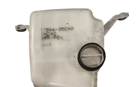 Lexus NX Coolant expansion tank/reservoir 1789436040
