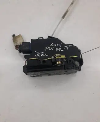 Audi TT Mk1 Front door lock 