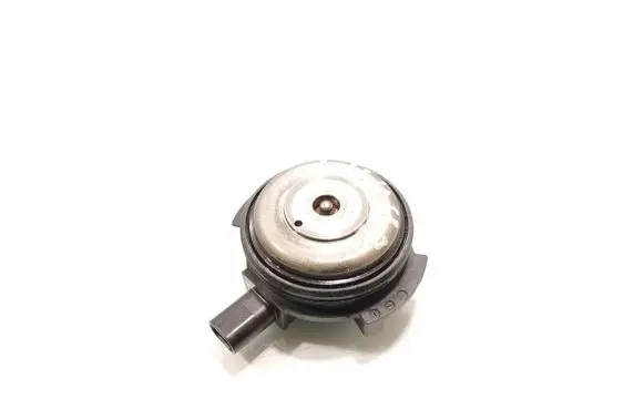 BMW 2 F22 F23 Camshaft vanos timing valve 7614288