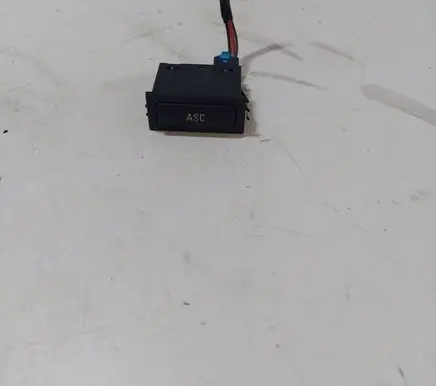 Traction control (ASR) switch