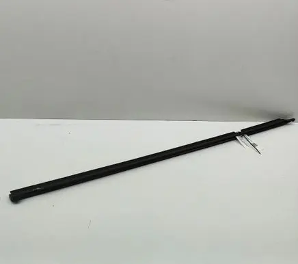 Porsche Macan (95B) Front door glass trim molding 95C837478 95C837477