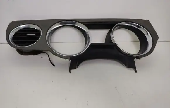 Ford Mustang V Dashboard trim 63044D70