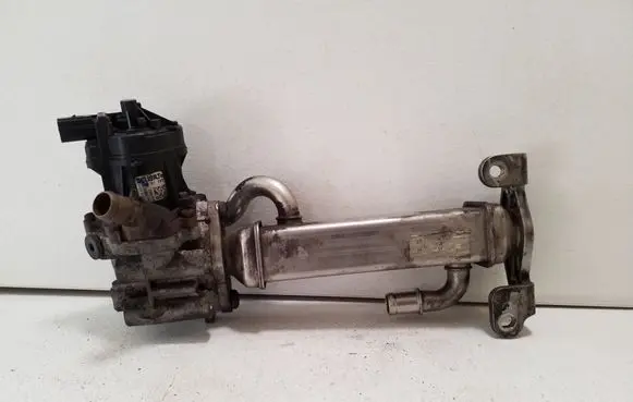 Iveco Daily 5th gen EGR valve cooler 504388655 5801365344