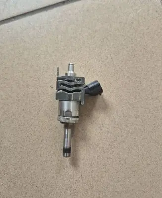 Toyota Corolla E210 E21 Fuel injector 2325024010
