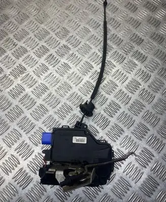 Audi A8 S8 D3 4E Rear door lock 4E0839015