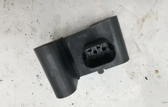 BMW 1 E81 E87 Airbag deployment crash/impact sensor 6911003 657716110 028500390