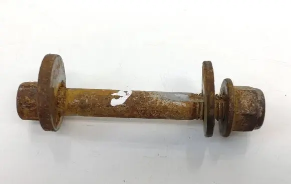 Volvo V60 Rear suspension camber bolt 