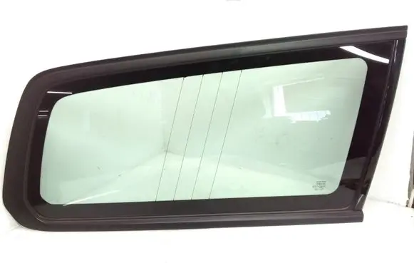 Volvo XC70 Rear side window 30674856