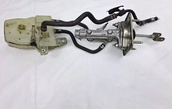 Toyota Prius (XW20) Master brake cylinder 13203040110 132311 40120