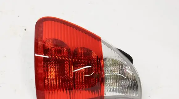 Ford Mondeo MK IV Rear/tail lights 2052871X