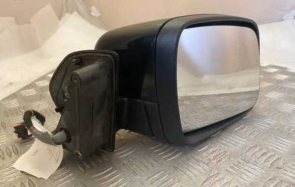Land Rover Range Rover Sport L320 Front door electric wing mirror 3303064