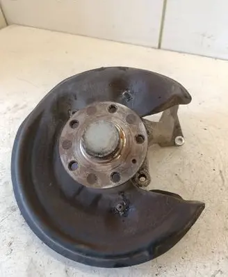 Volkswagen PASSAT B6 Rear wheel hub
