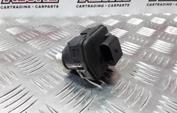 Headlight level adjustment motor