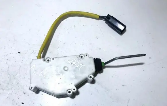 Volkswagen Sharan Central locking motor 95vw9b241ab 7m0959775c