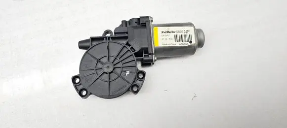 Hyundai Sonata Front door window regulator motor 0898NF 400898
