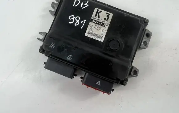 Suzuki Swift I Engine control unit/module ECU 3392062J30