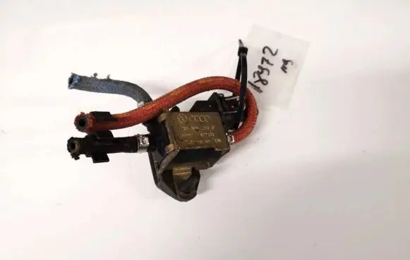 Volkswagen Golf III Turbo solenoid valve 028906283f