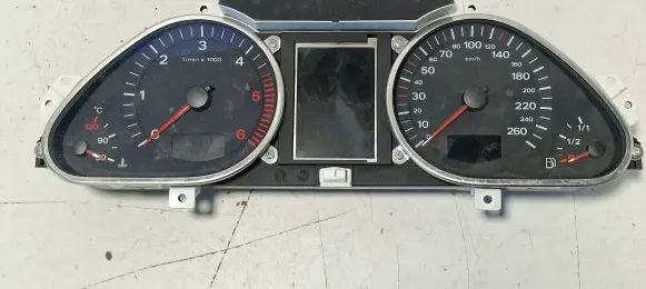 Audi A6 S6 C6 4F Speedometer (instrument cluster) 5550007301